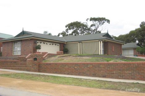 51 Yellow Gum Bvd, Sunbury, VIC 3429
