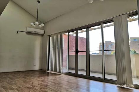 Property photo of 22/6-8 The Crescent Homebush NSW 2140