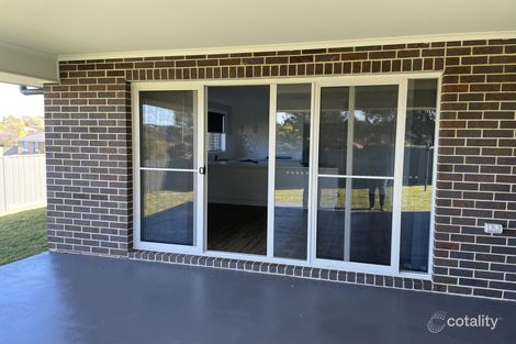 6 Nellee Pl, Young, NSW 2594
