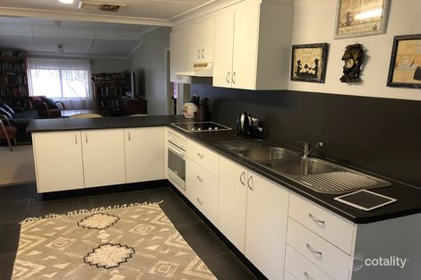 Property photo of 22 Wyndham Avenue Forbes NSW 2871