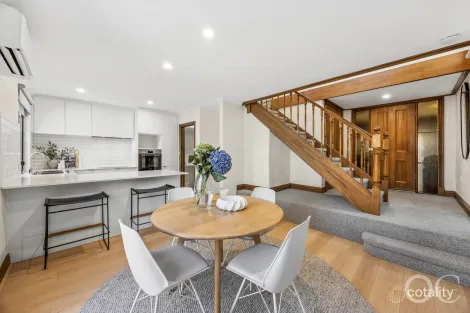 Property photo of 7 Dimora Court Adelaide SA 5000