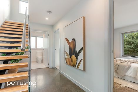 Property photo of 5/25 Powell Road Blackmans Bay TAS 7052