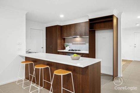 Property photo of 14 Dargo Crescent Doreen VIC 3754