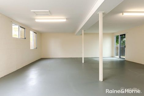 Property photo of 2/6 Butler Street New Auckland QLD 4680