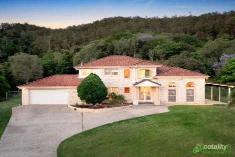 Property photo of 12 Smallwood Court Samford Valley QLD 4520