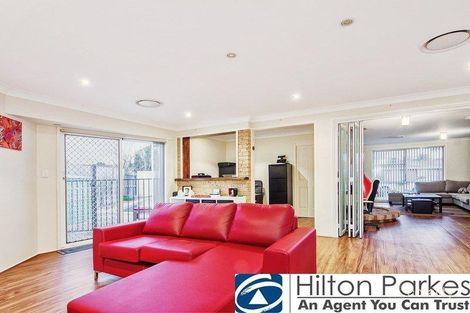 Property photo of 8 Wollaton Grove Oakhurst NSW 2761