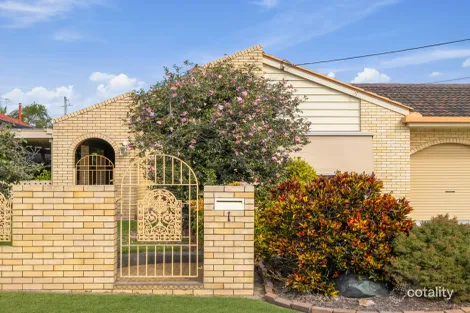 Property photo of 1 Pinewood Street Redcliffe QLD 4020