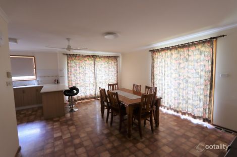 Property photo of 63 Yeo Crescent Yass NSW 2582