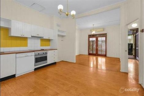 Property photo of 2/68 Berry Street Spring Hill QLD 4000