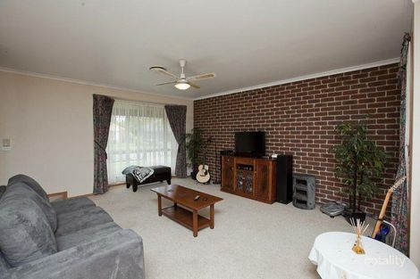 Property photo of 109 Lawless Drive Cranbourne North VIC 3977