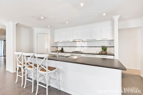 Property photo of 1 Sassafras Avenue Doreen VIC 3754