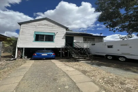 102 Wharf St, Depot Hill, QLD 4700