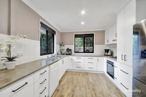 Property photo of 8 Rosedale Road Oakwood QLD 4670