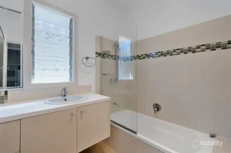 Property photo of 36 Vale Street Wavell Heights QLD 4012