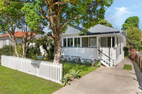 Property photo of 36 Vale Street Wavell Heights QLD 4012