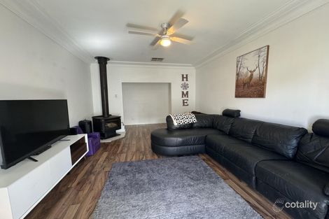 17 Laurel St, Kootingal, NSW 2352