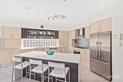 Property photo of 11 Haywards Bay Drive Haywards Bay NSW 2530