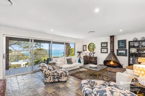 4 Joleen Cres, Shoal Bay, NSW 2315