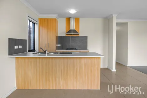 Property photo of 27 Norwood Avenue Weir Views VIC 3338
