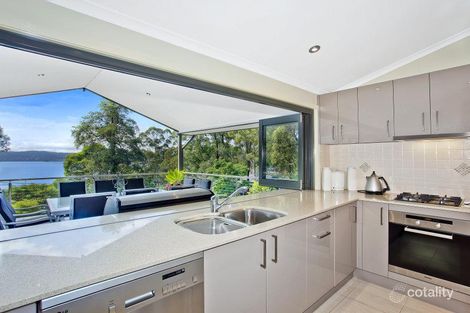 Property photo of 82 The Corso Saratoga NSW 2251