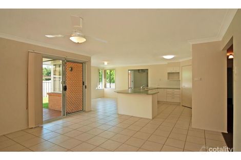 Property photo of 24 Gardenia Crescent Bomaderry NSW 2541