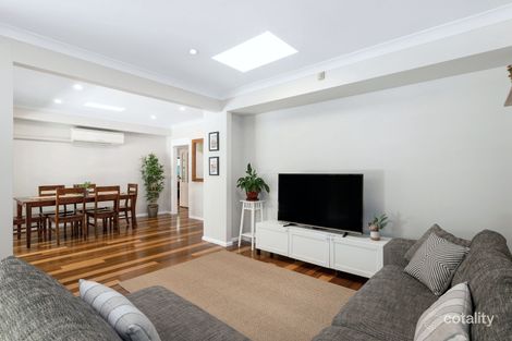 Property photo of 16 McAndrew Crescent Mangerton NSW 2500