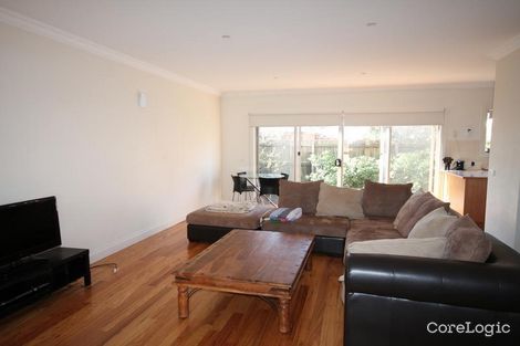 Property photo of 2/101 Rathcown Road Reservoir VIC 3073