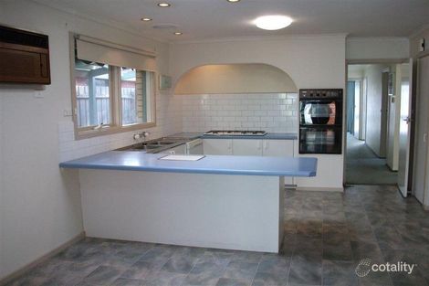 Property photo of 2 Centaur Court Bayswater VIC 3153