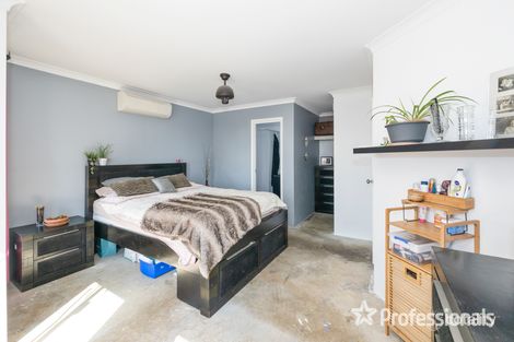 Property photo of 35 Banrock Drive Ellenbrook WA 6069