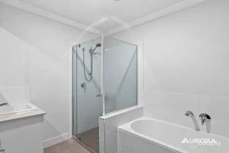 Property photo of 31/9 Springfield College Drive Springfield QLD 4300