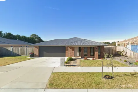12 Barton Ct, Stratford, VIC 3862