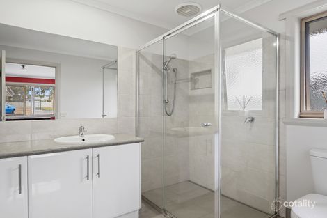 Property photo of 26 Lazarus Street West Bendigo VIC 3550