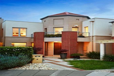 11 Orion Mews, Port Melbourne, VIC 3207