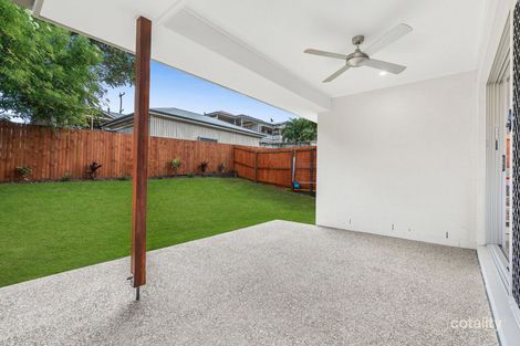 Property photo of 10 Sunflower Street Wynnum QLD 4178