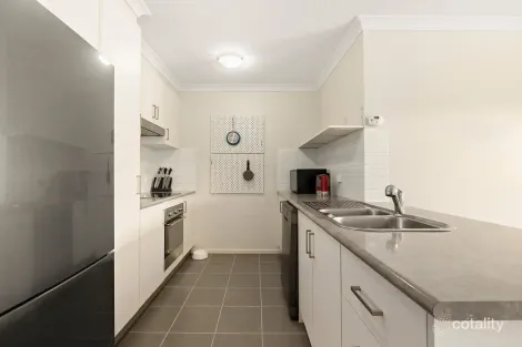 Property photo of 30 John Holt Street Macgregor ACT 2615