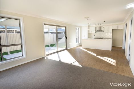 Property photo of 41A Emerald Drive Kelso NSW 2795