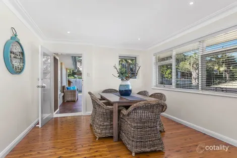 Property photo of 17 Manooka Place Warriewood NSW 2102