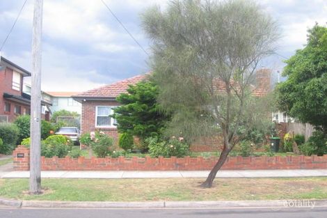 Property photo of 4 Vaux Street Pascoe Vale South VIC 3044