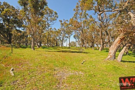 20 Vokes Ct, Willyung, WA 6330