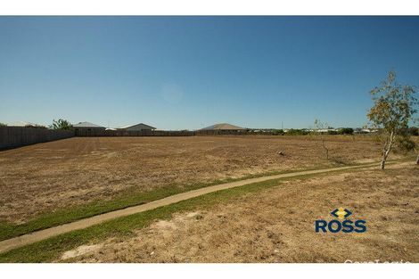 Property photo of 26 Gundabluey Crescent Mount Low QLD 4818