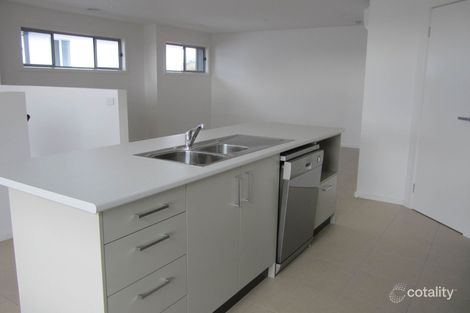 Property photo of 4 Daglish Avenue Highton VIC 3216