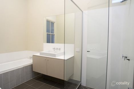 Property photo of 39 Enoggera Terrace Red Hill QLD 4059