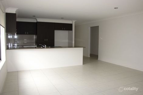 9 Outlook Cres, Flagstone, QLD 4280