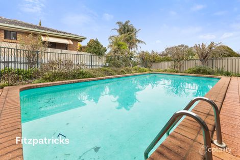 Property photo of 18 Henwood Avenue Kooringal NSW 2650