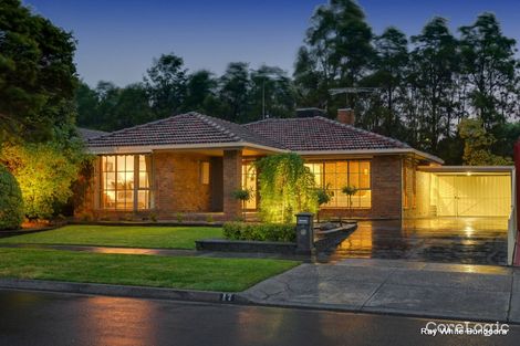 Property photo of 17 Grevillia Drive Mill Park VIC 3082