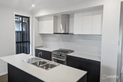 Property photo of 31 Casetta Crescent Angle Vale SA 5117