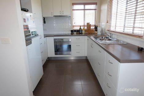 Property photo of 2 Bungaree Avenue Paynesville VIC 3880