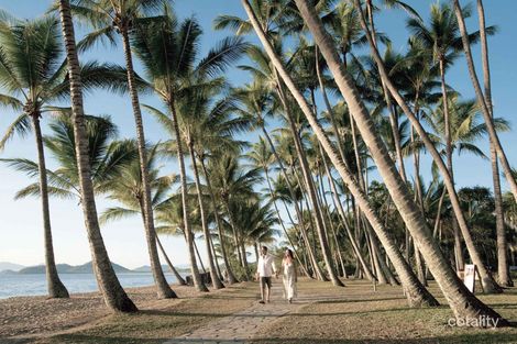 Property photo of 6/85-87 Upolu Esplanade Clifton Beach QLD 4879