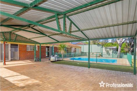 44 Peoples Ave, Gooseberry Hill, WA 6076