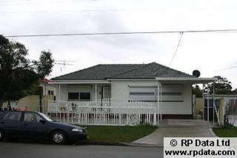17 Harden St, Canley Heights, NSW 2166